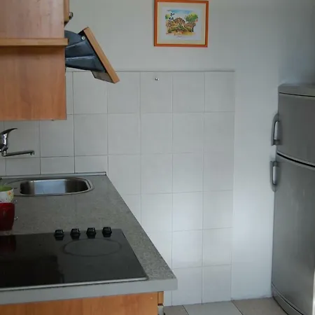 Apartman Definis